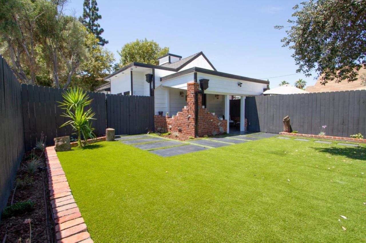 Dreamy Farmhouse In Studio City Los Angeles Exteriör bild