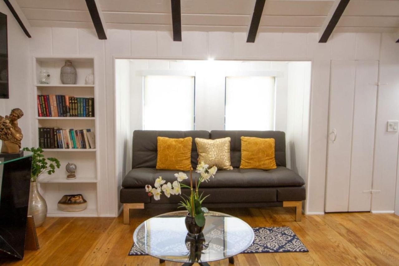 Dreamy Farmhouse In Studio City Los Angeles Exteriör bild
