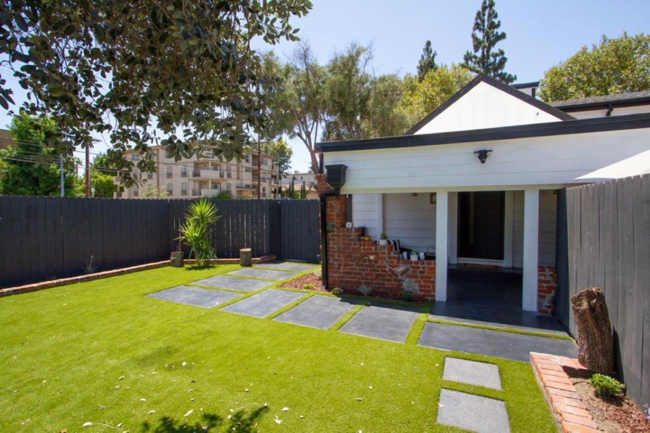 Dreamy Farmhouse In Studio City Los Angeles Exteriör bild