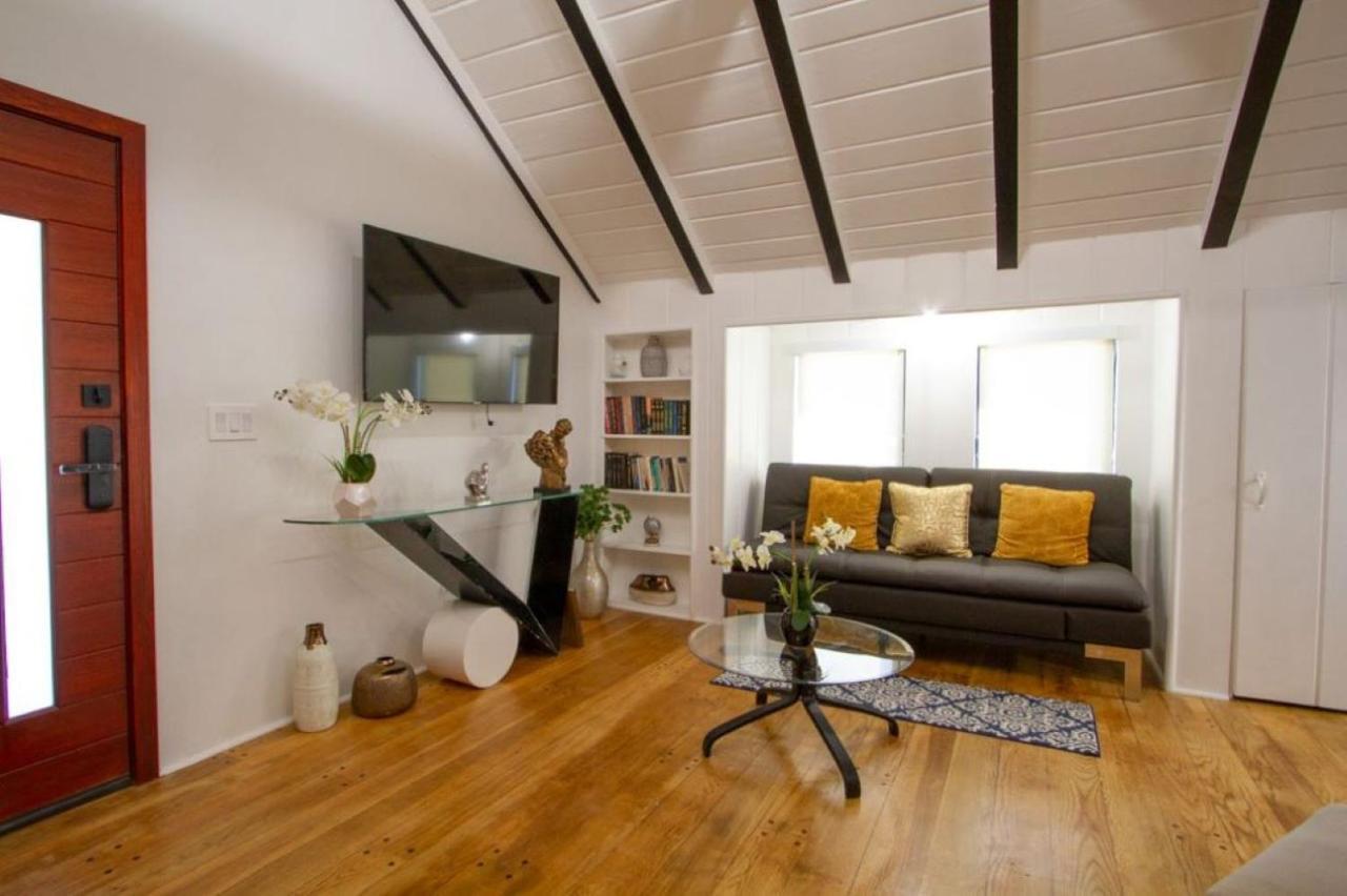 Dreamy Farmhouse In Studio City Los Angeles Exteriör bild